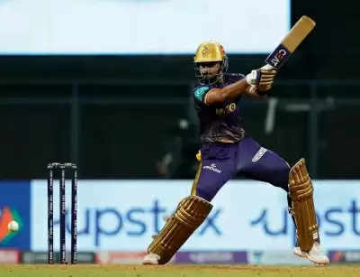मुंबई बनाम कोलकाता टर्निग प्वाइंट : तेज पावरप्ले में रन, कमिंस के एक ओवर में तीन विकेट ने मैच का बदला रुख